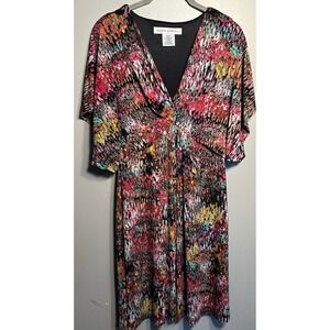 Maggy London Women's Size 6  Multicolor Kimono Dress‎ 3/4 Sleeves V-Neck